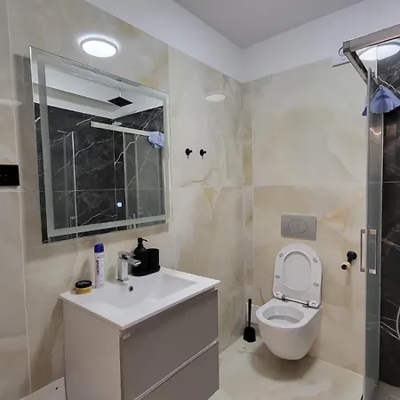 Saphire White Titanic Apartamento