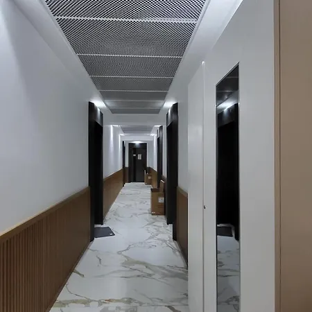 Apartamento Saphire White Titanic Năvodari